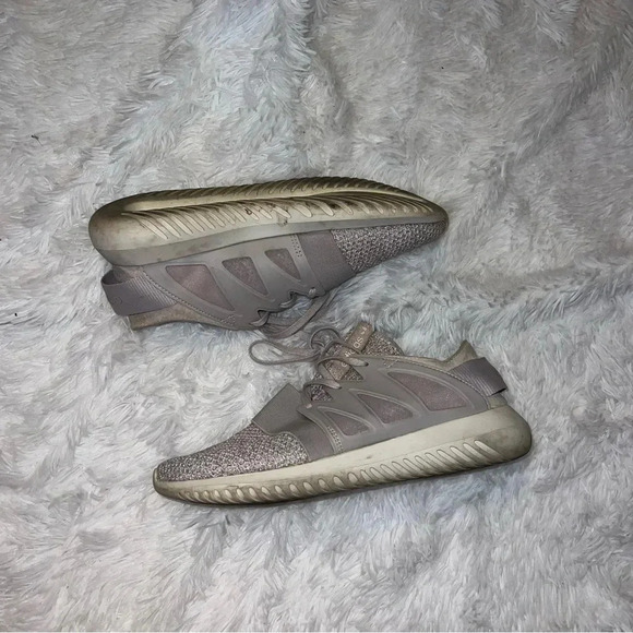 Adidas Tubular Ice Light Purple Womens Sneaker size 8 Running Tennis Shoe - Picture 1 of 7